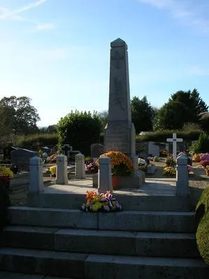 Monument aux morts de Vindefontaine