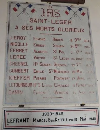 Plaque église de Saint-Léger à Saint-Jean-des-Champs