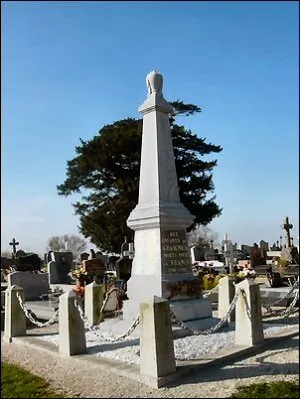 Monument aux morts de graignes à Graignes-Mesnil-Angot