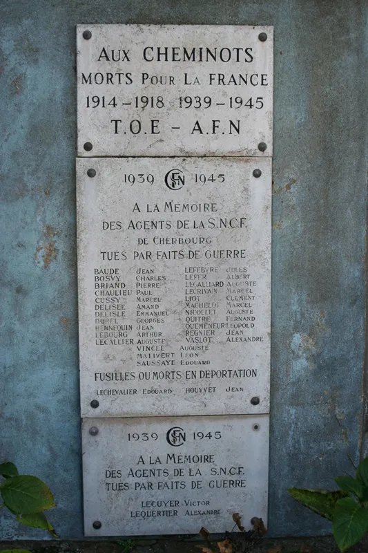 Plaque gare S.N.C.F. de Cherbourg-Octeville