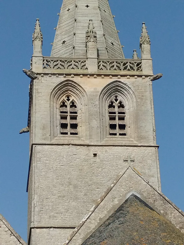 Église Saint-Côme-et-Saint-Damien à Saint-Côme-du-Mont