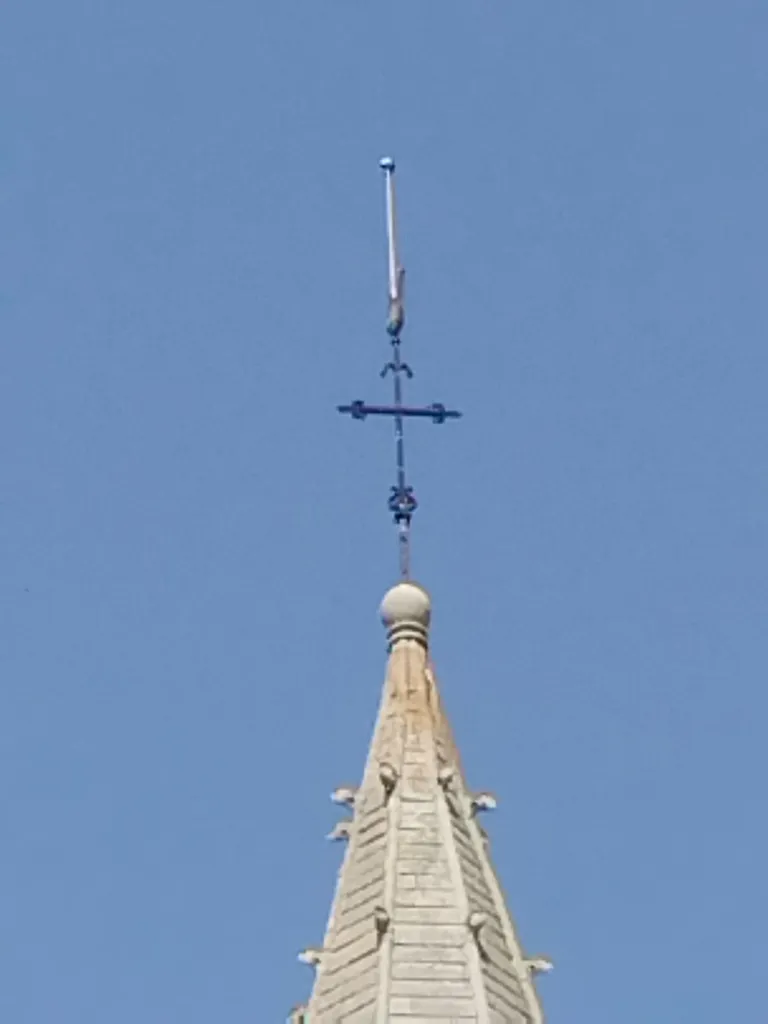 Église Saint-Côme-et-Saint-Damien à Saint-Côme-du-Mont
