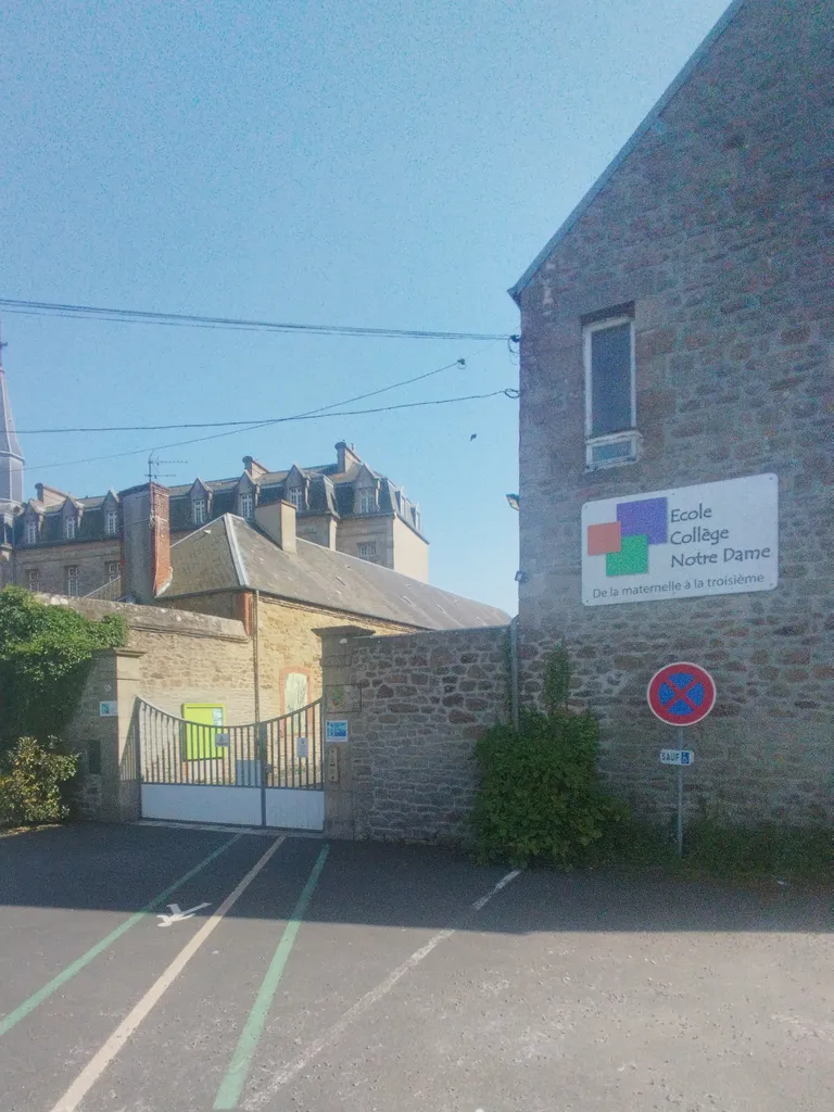 École primaire Notre-Dame à Saint-Pierre-Église