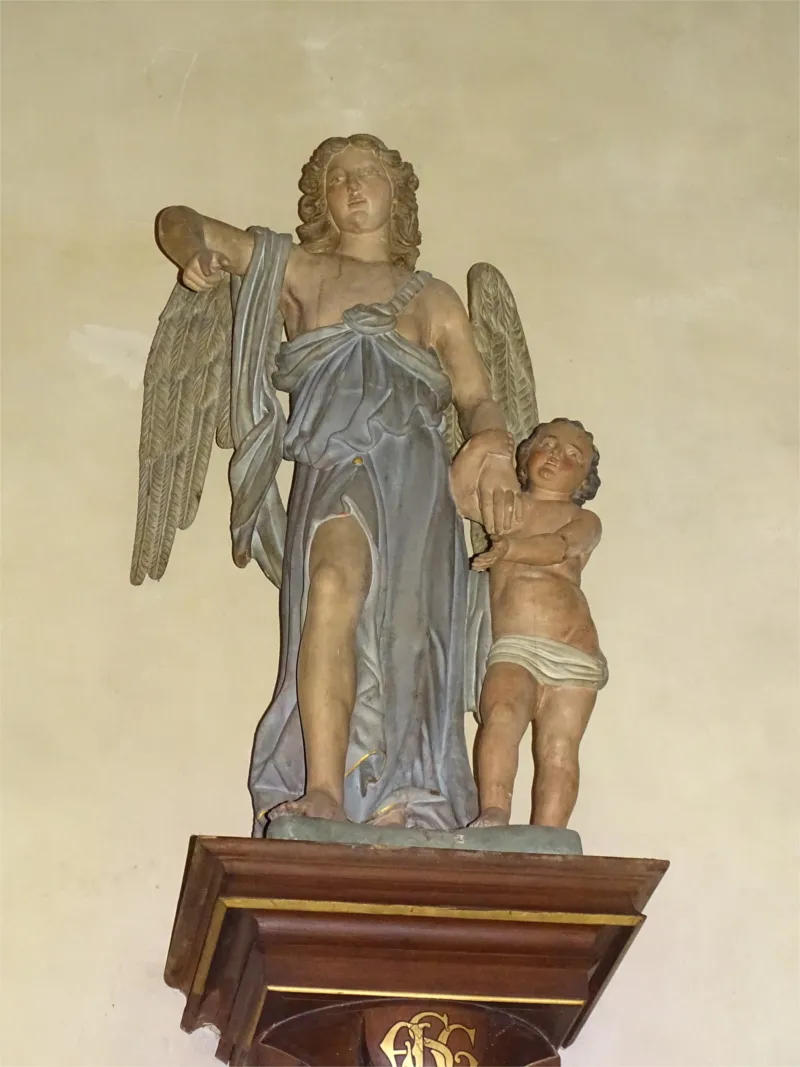 Statue : Ange gardien dans l'Église Notre-Dame de Villedieu-les-Poêles