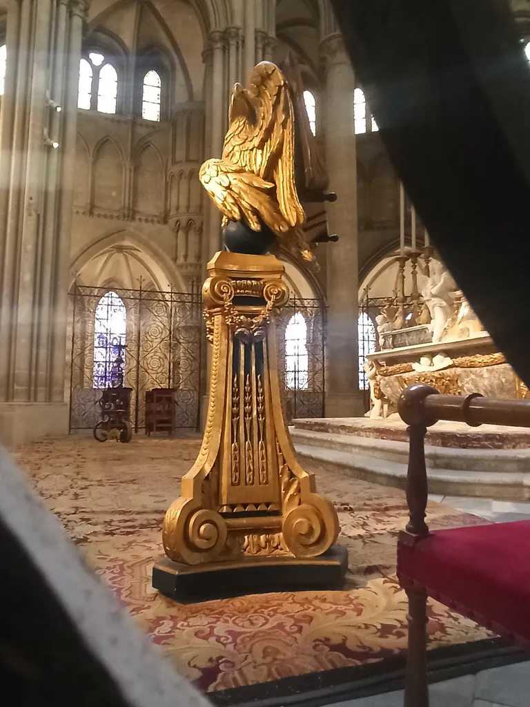 Aigle-lutrin de la Cathédrale Notre-Dame de Coutances