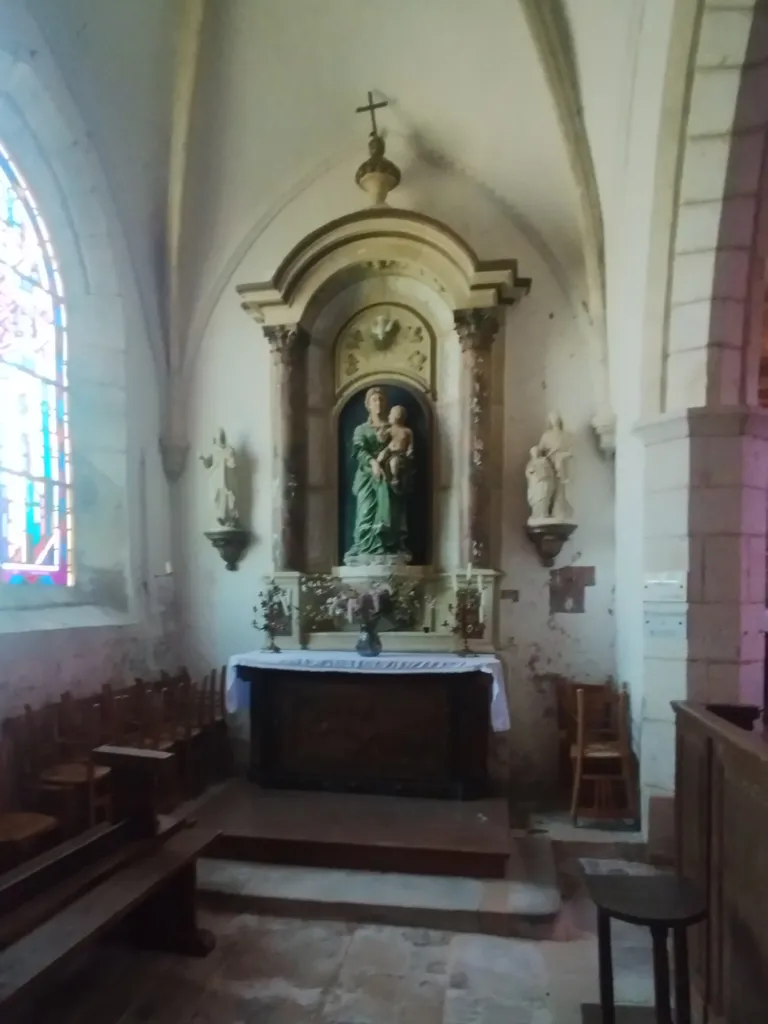 Autel latéral sud de l'Église Notre-Dame à Turqueville
