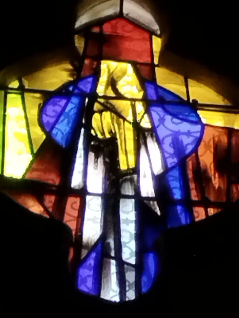 Vitrail Baie 6 de la Basilique Sainte-Trinité de Cherbourg