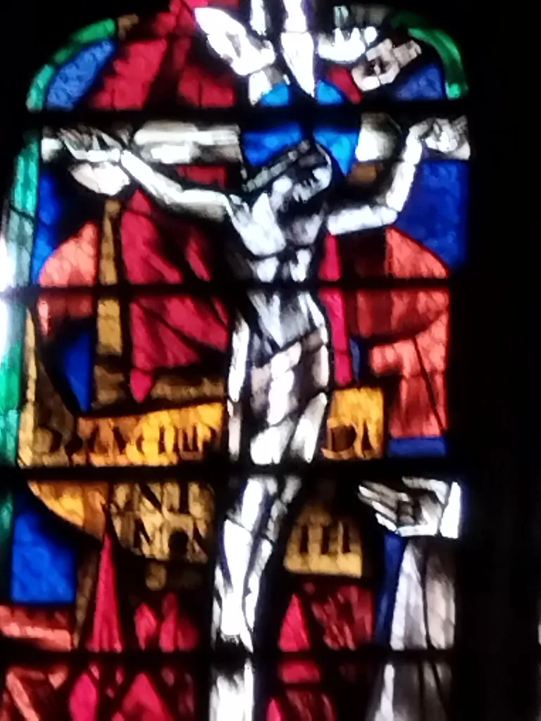 Vitrail Baie 8 de la Basilique Sainte-Trinité de Cherbourg