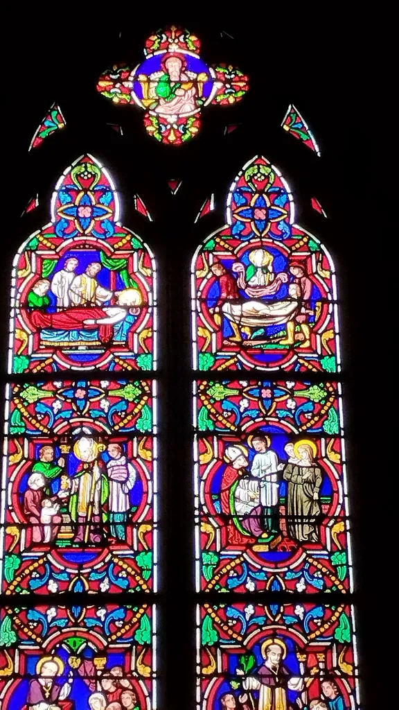 Vitrail Baie 5 : Saint-François-de-sales dans la Chapelle de la Bucaille à Cherbourg
