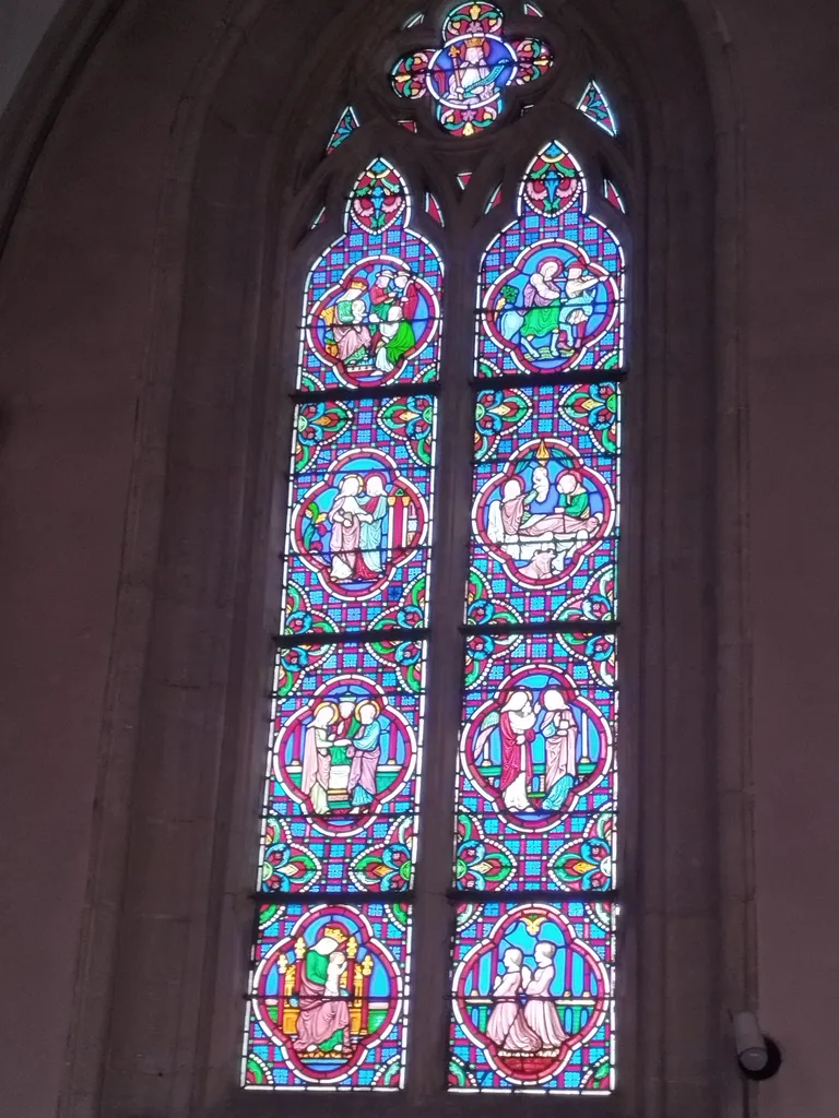 Vitrail 4 : Vie de la Vierge dans la Chapelle de la Bucaille à Cherbourg