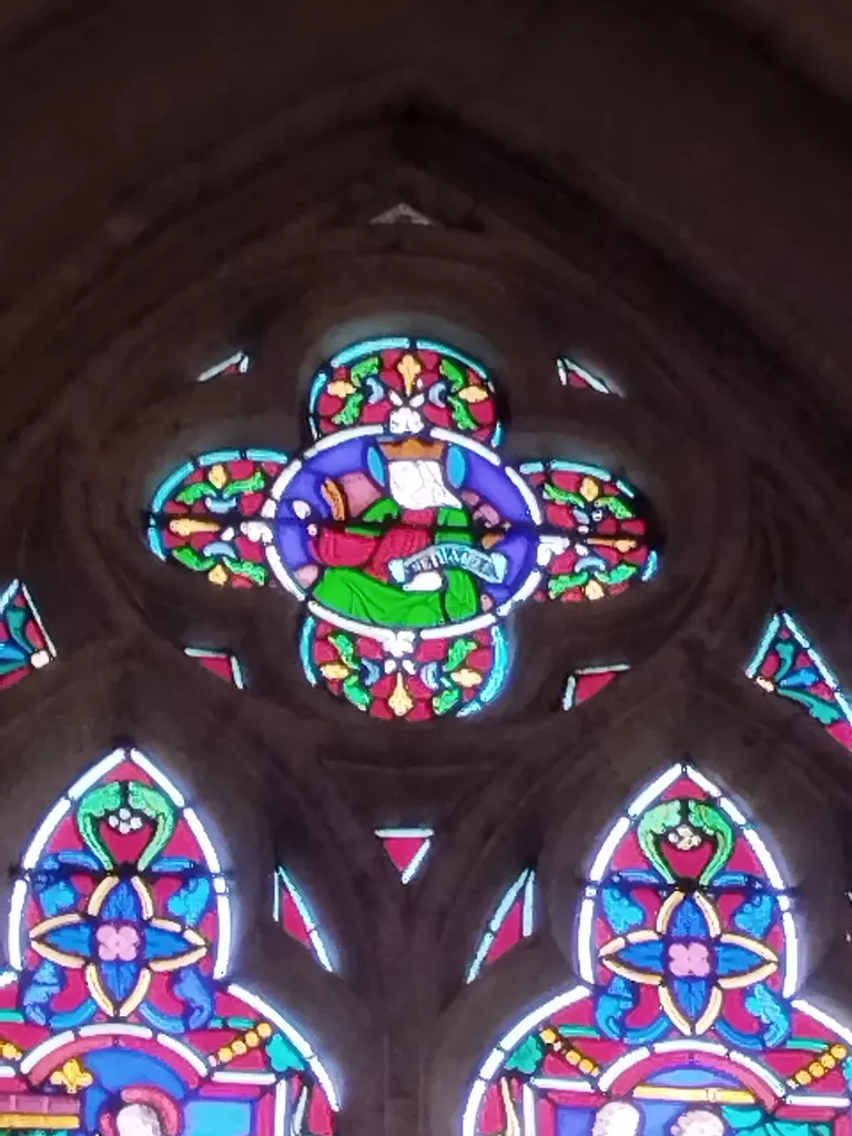 Vitrail 6 : Saint-Vincent-de-Paul dans la Chapelle de la Bucaille à Cherbourg