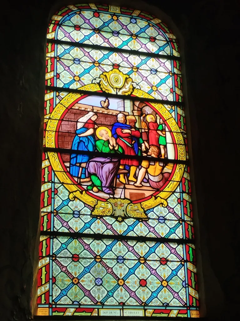 Vitrail Baie Rencontre de St-Pierre et St-Paul sur le chemin du supplice dans l'Église St-Pierre de Saint-Pierre-Église