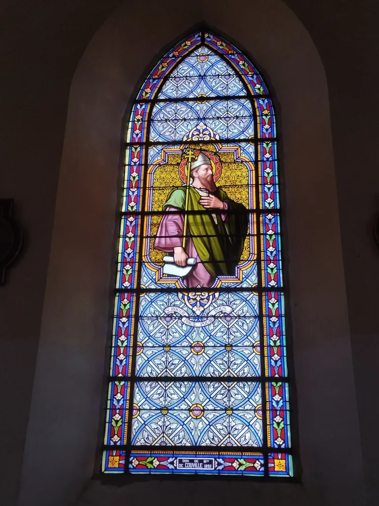 Vitrail Baie 13 : Saint-Roger dans l'Église Notre-Dame à Querqueville